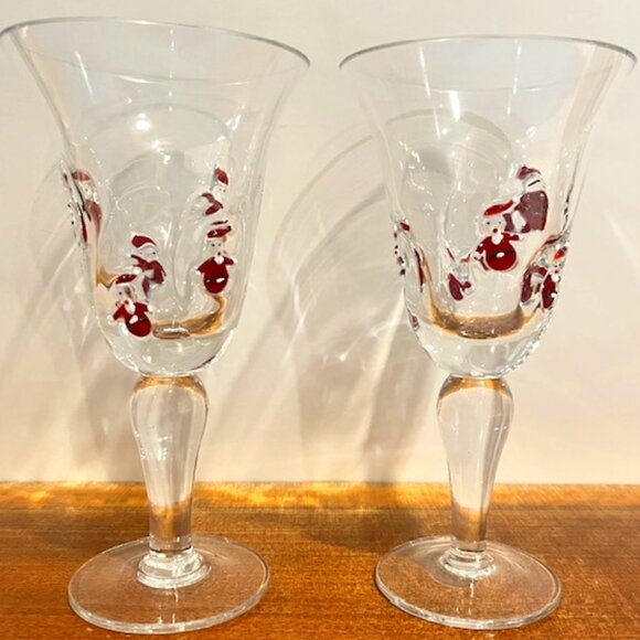 Set of (2) Crate & Barrel 8oz Blown Glass Fused Santa Wine Goblets Glasses - Picture 2 of 11